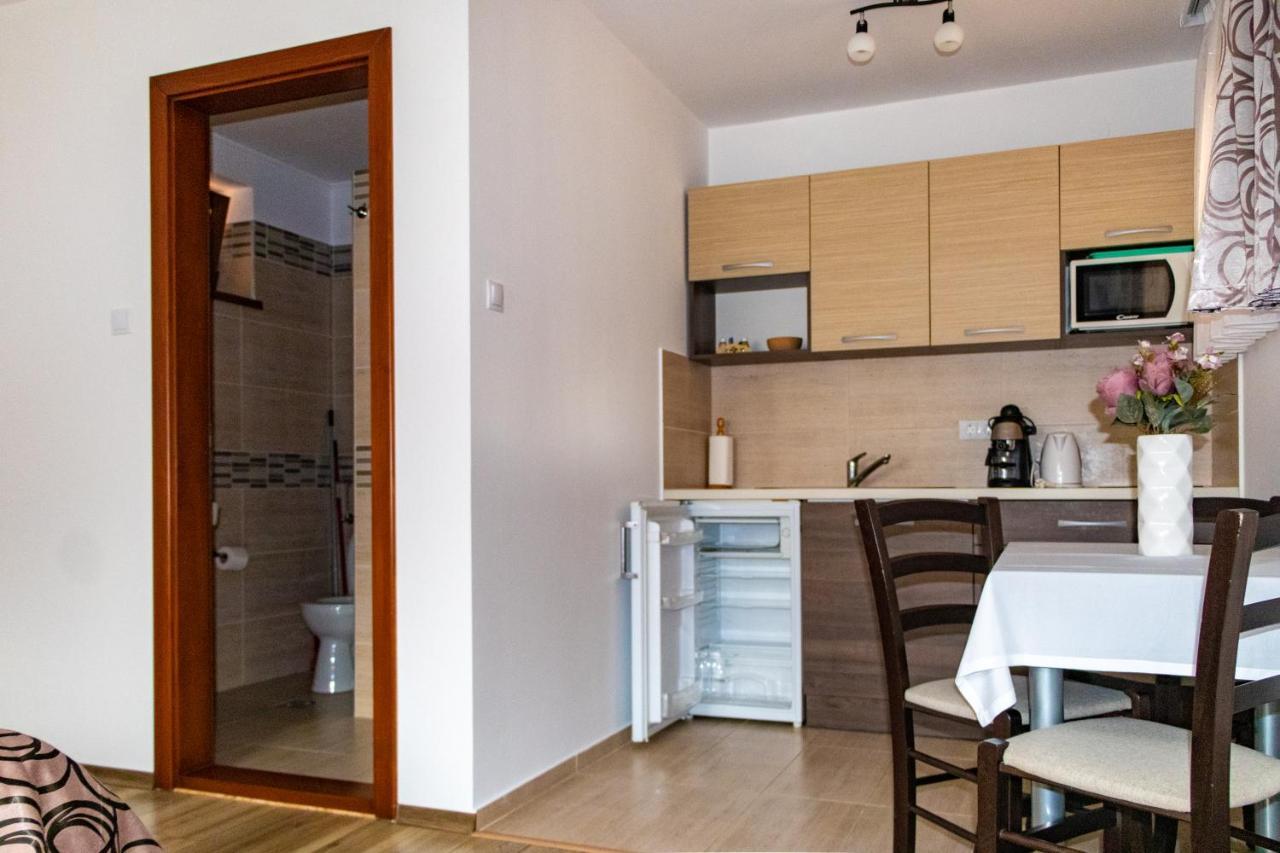 Casa Tofi Vendégház Praid Exterior foto